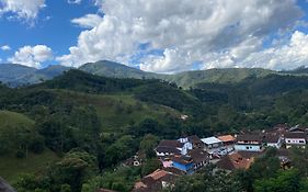 Pousada Cantinho da Montanha